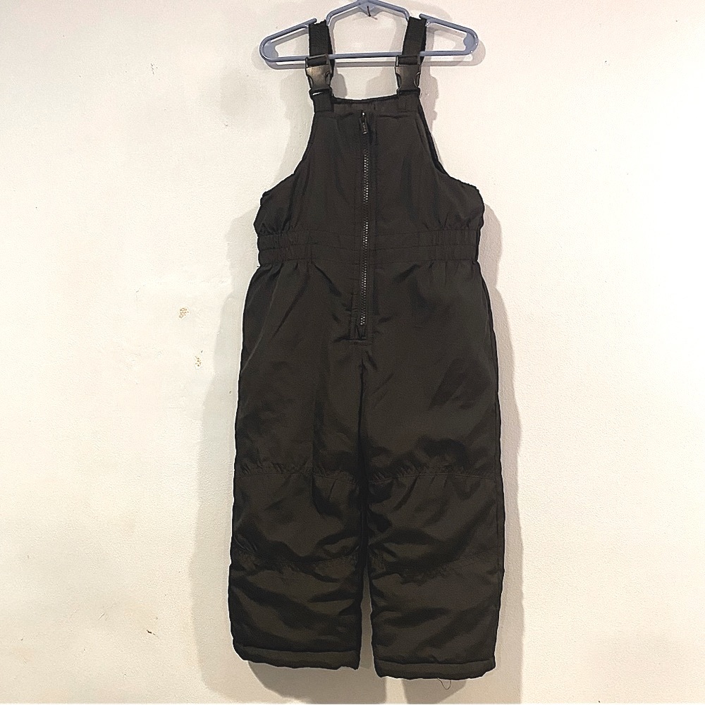 Boys 4T Carter’s snow pants / snow bib